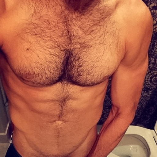 gayafghan:  prvskr:  Big shooter…loving he orgasm  Who is this