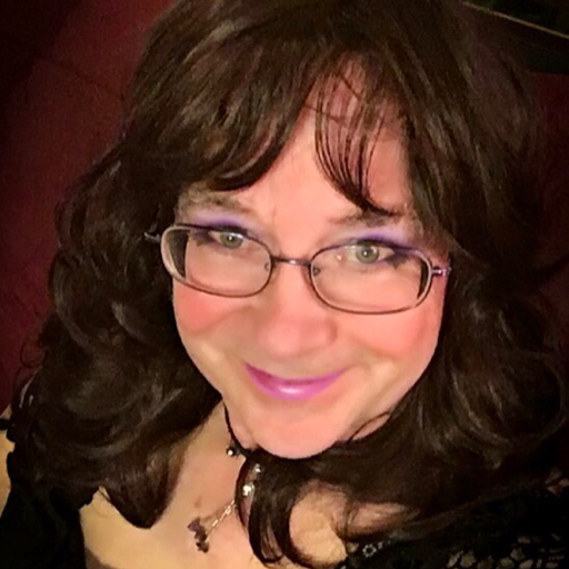 prettypinkfoxy:🍆🌈😘💕