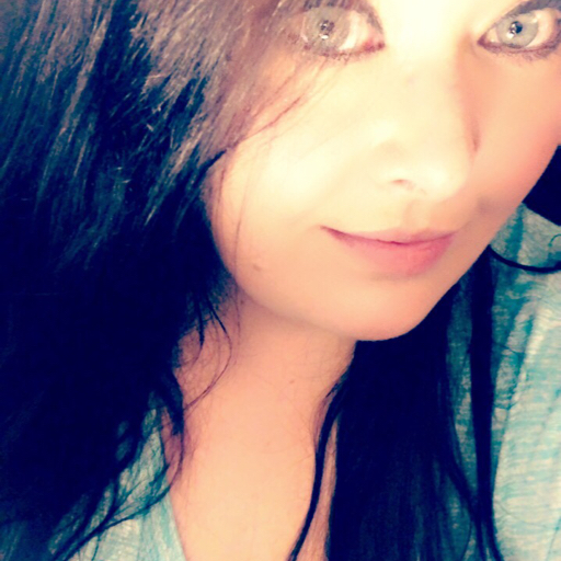 cuppycakeprincessa1:  aureat:  I just want someone who will kiss