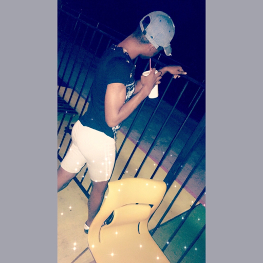 princeloyal:  sexsiren17:  Okayyyy night night 🤣🤣😁😁😁