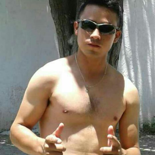 gayguapos:  Que Guapo esta el Activo🍆 A quién le gustaria
