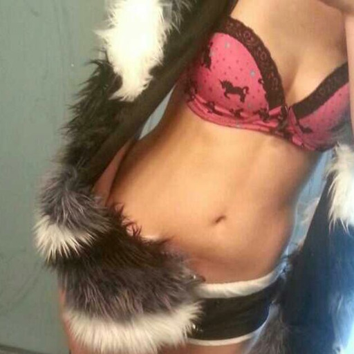 a-naughty-knight:  Want more? ;)