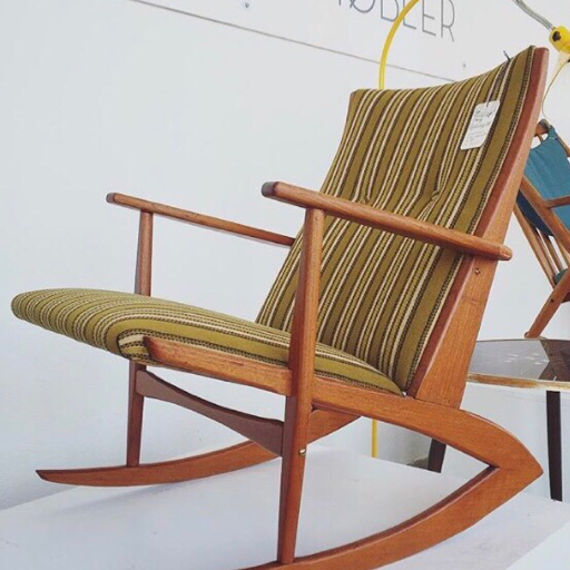 hande-g:Living In A Different Type of Eichler: The Building -