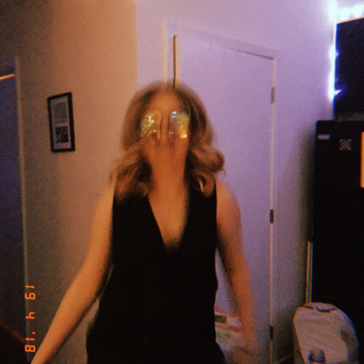 savannahblair:  i hate when people ask “who you tryna look