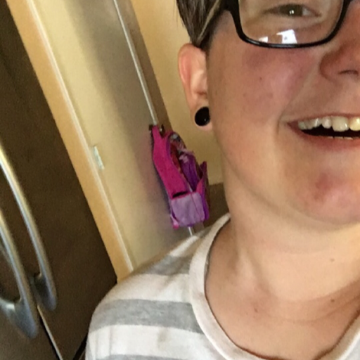 nnilkshake:  life hack: make out with me 