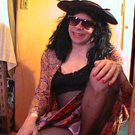 susiesissyblog:  are good girls allowed to touch themselves?