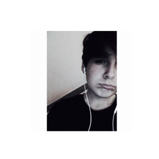 amoklaeufe:  absolvtely:  stop unfollowing me I’m pregnant
