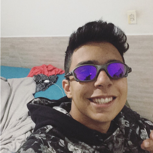 Um bom malandro também ama e eu tenho mil motivos pra tentar