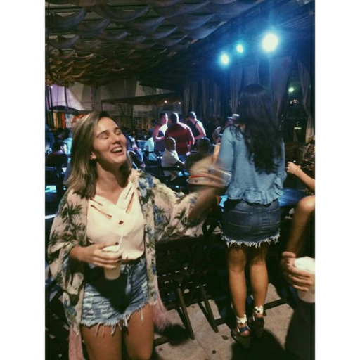 A gente sofre, supera, acha que aprendeu e faz tudo de novo.