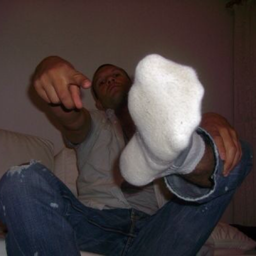 masterbrock1998: Smell my socks fag 