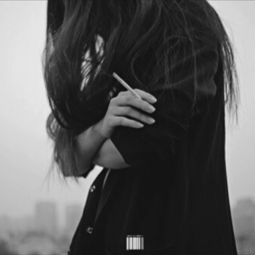 drowning-faith:  It’s late, you’re all that’s on my mind