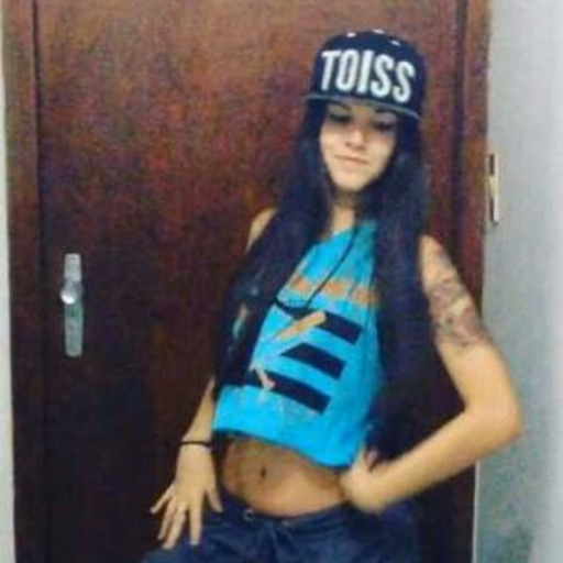 Ela adora um proibido e ele gosta dum proibido com ela, esses