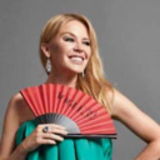 myhughniverse:Kylie Minogue performed “Can’t Get