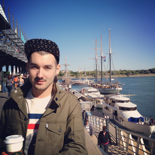 ▲a smooth sea never made skilled sailors ⚓