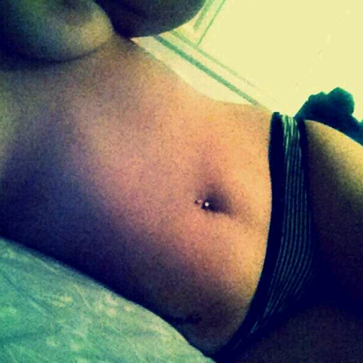 Reblog this if your a sex blog so i can follow you ;)