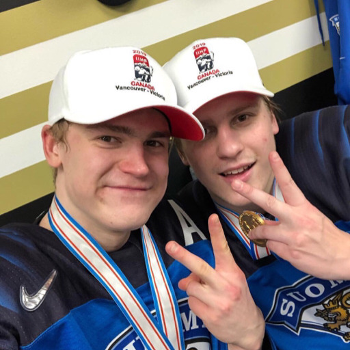 finnishhockeyplayers:  