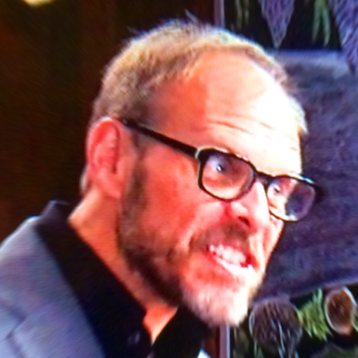 badcutthroatkitchen-ideas:  If you win THIS auction item, you