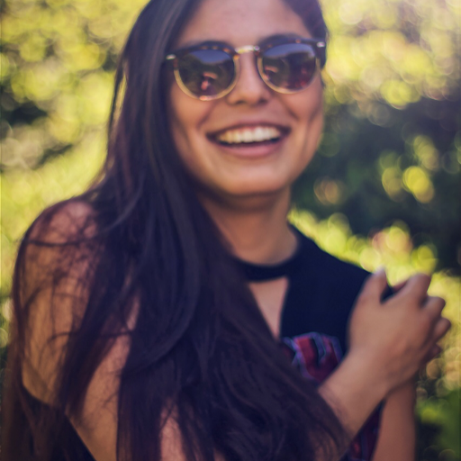 Se supone que debo estar feliz, pero no lo estoy.