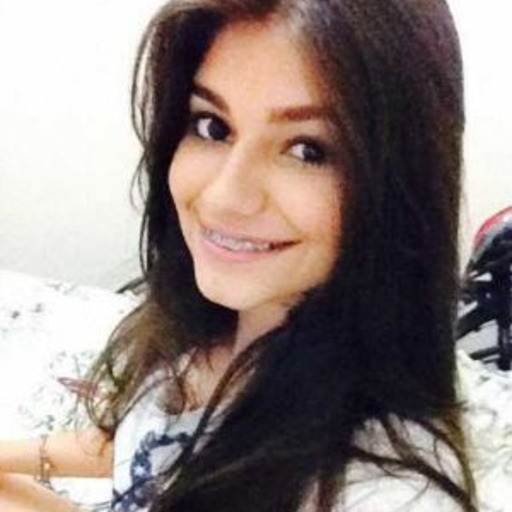 " seu recalque faz a minha bunda crescer "  não amiga sua bunda