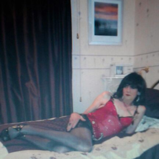 ilcorvofet: slutsissy69:  victoriasometimes:   Your very cute