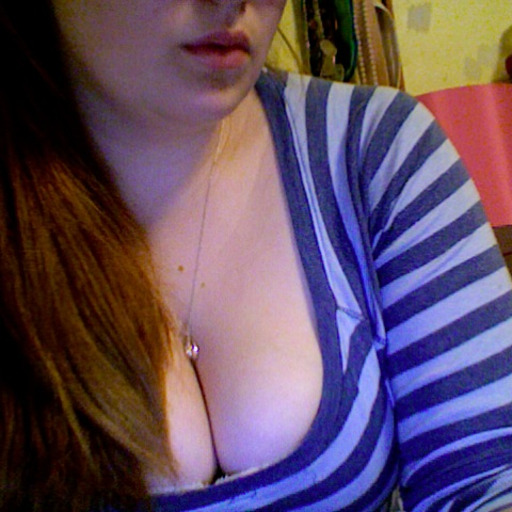 just an obedient princess ^-^
