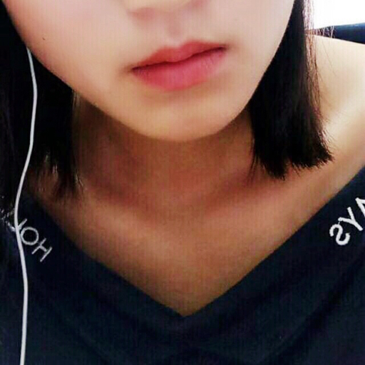 missyinfu:  穿长靴的小音 11.01.2018小音符露出下体的兜风旅行即使在车外行人也看的清清楚楚想着想着又要湿漉漉了