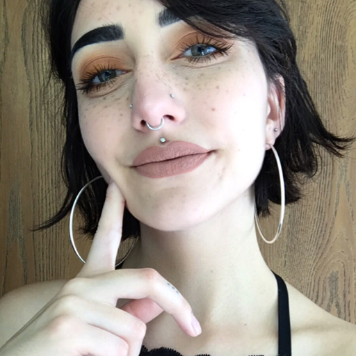 ultracameltoepussy:  PERFECT “HEART SHAPED” TRIMMED CAMELTOE
