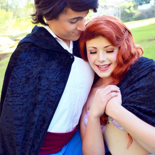 thelittlesnowqueen:   “Good Looking Parents Sing Disney’s