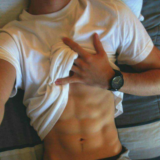 gay muscle love
