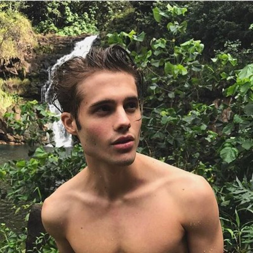 undressed-by-him:twitter: unstitch_me 👄