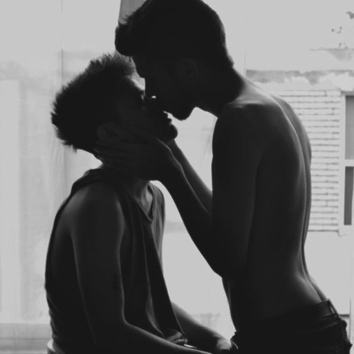 dateaboysuggestion:date a boy who loves your tummy 😍