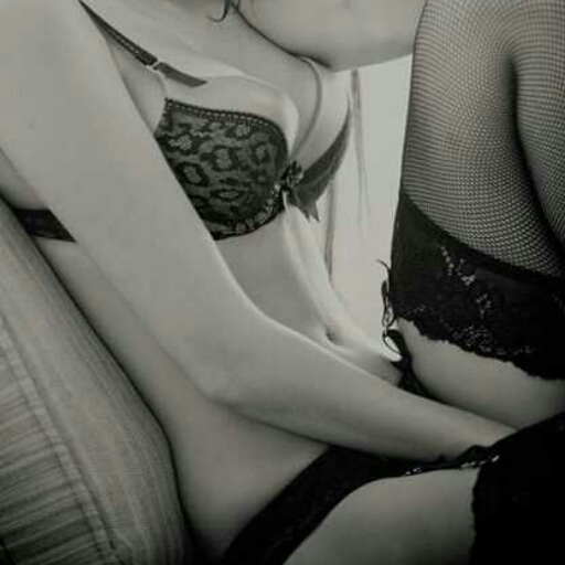 jebatfoolee:  alip89:  swallowforme:  Maybe I should join the