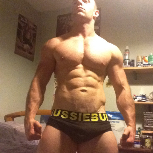 jaycottz1988:  VOLUNTEERS REQUIRED: Assist with rubbing in sun