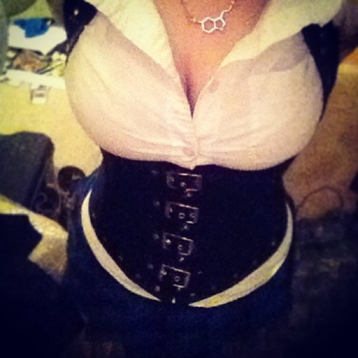 nasturbate:  i wanna do cute things like hold your hand and cuddle