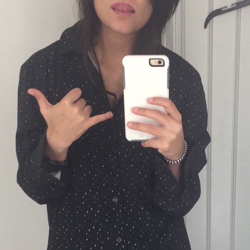 jjohnr:  desireavenue:  Aya Sato  Their movements are so sharp.