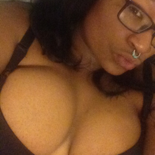 thickscorpio94:  Bored at home