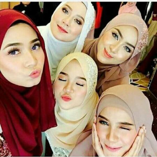 brotherhoodii:  Fuhhh satin hijabista….