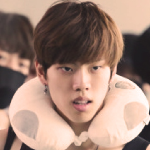 slomobrofist:  hal-jr:  omg its just so confused it goes “mowe?????”