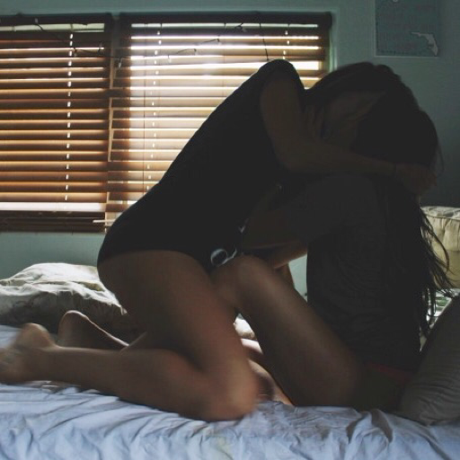 legendaryhangover:  I want to hold her and make her feel safe
