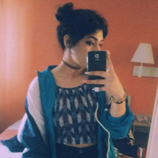 virginwhoreofbabylon:  I’m such a romantic but I’m far too