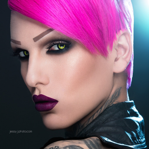 JEFFREE STAR - official, bitch