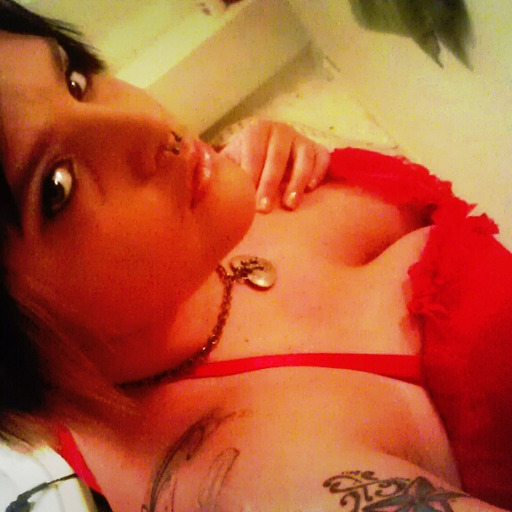 bbwtatts-tits:  ashleanon:  Thrust it deep and fast into me until