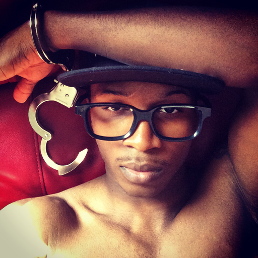 nekoxoxo:  kidheartless92:  nekoxoxo mm mm mm  Mah bewbs😚😚