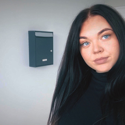 jaizoy:  It’s quite interesting when you like someone, you
