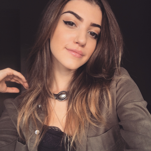 a unica coisa que eu sei fazer é afastar as pessoas de mim.