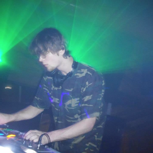 djbobiz:  When the bass drop hits so hard, your trampolines turn