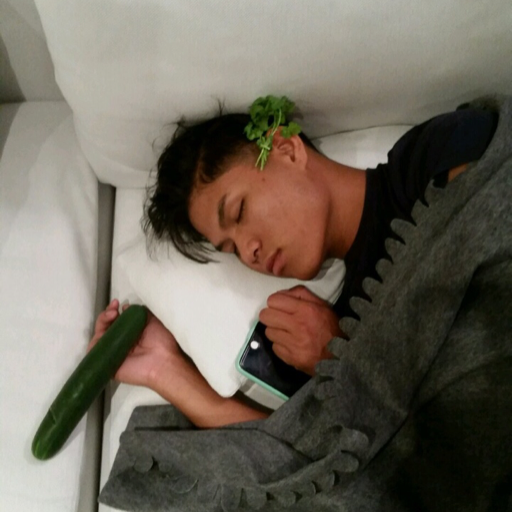HEVRTFELT.