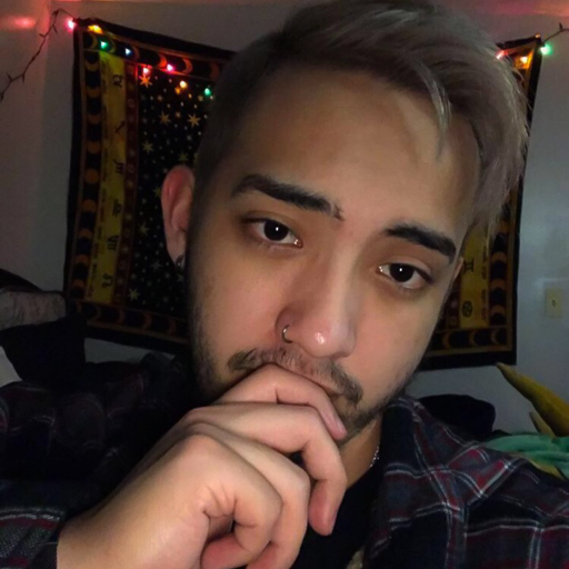 foodtrucker:   hmu if you’re a cute boy with low standards