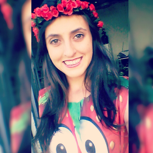 Com 50 tons de efeito na foto até eu fico bonita.