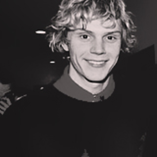 I have a strong sexual attraction to Tate